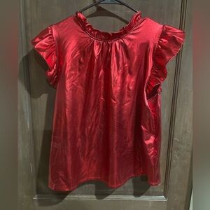 WOMENS LARGE “SHINY” SHORT SLEEVE TOP. JODIFL BRAND.  RUFFLE SLEEVES.  RED COLOR